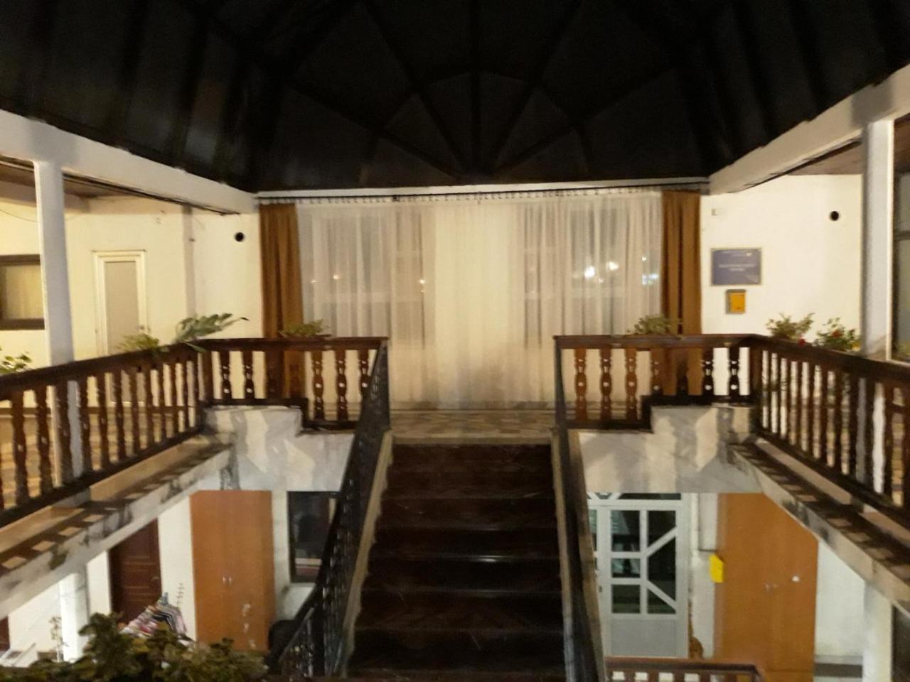 Apartments Secer Sokak Surčin Exterior foto